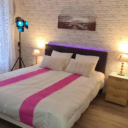 Apartment Au Pied Des Thermes